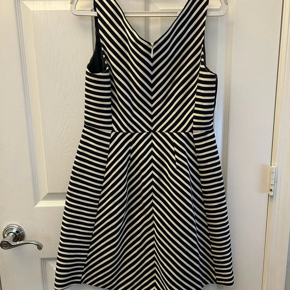 Anthropologie Maeve navy and white miter stripe sleeveless dress sz 8 - Picture 3 of 5